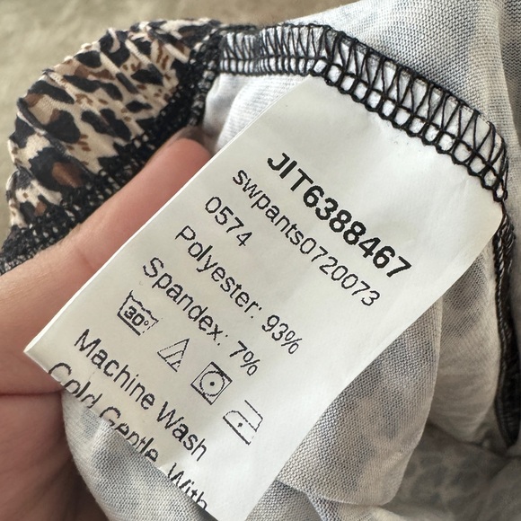 SHEIN Cheetah Flare Pants - Picture 3 of 6